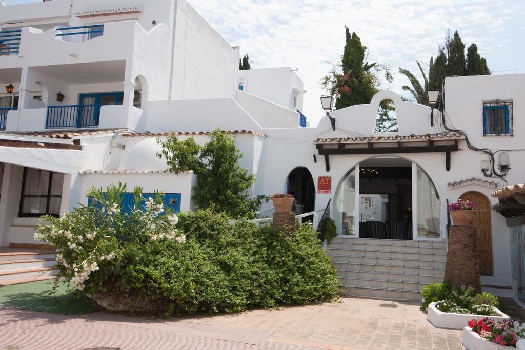 Apartamentos Cala D'Or Park Палма де Майорка Екстериор снимка