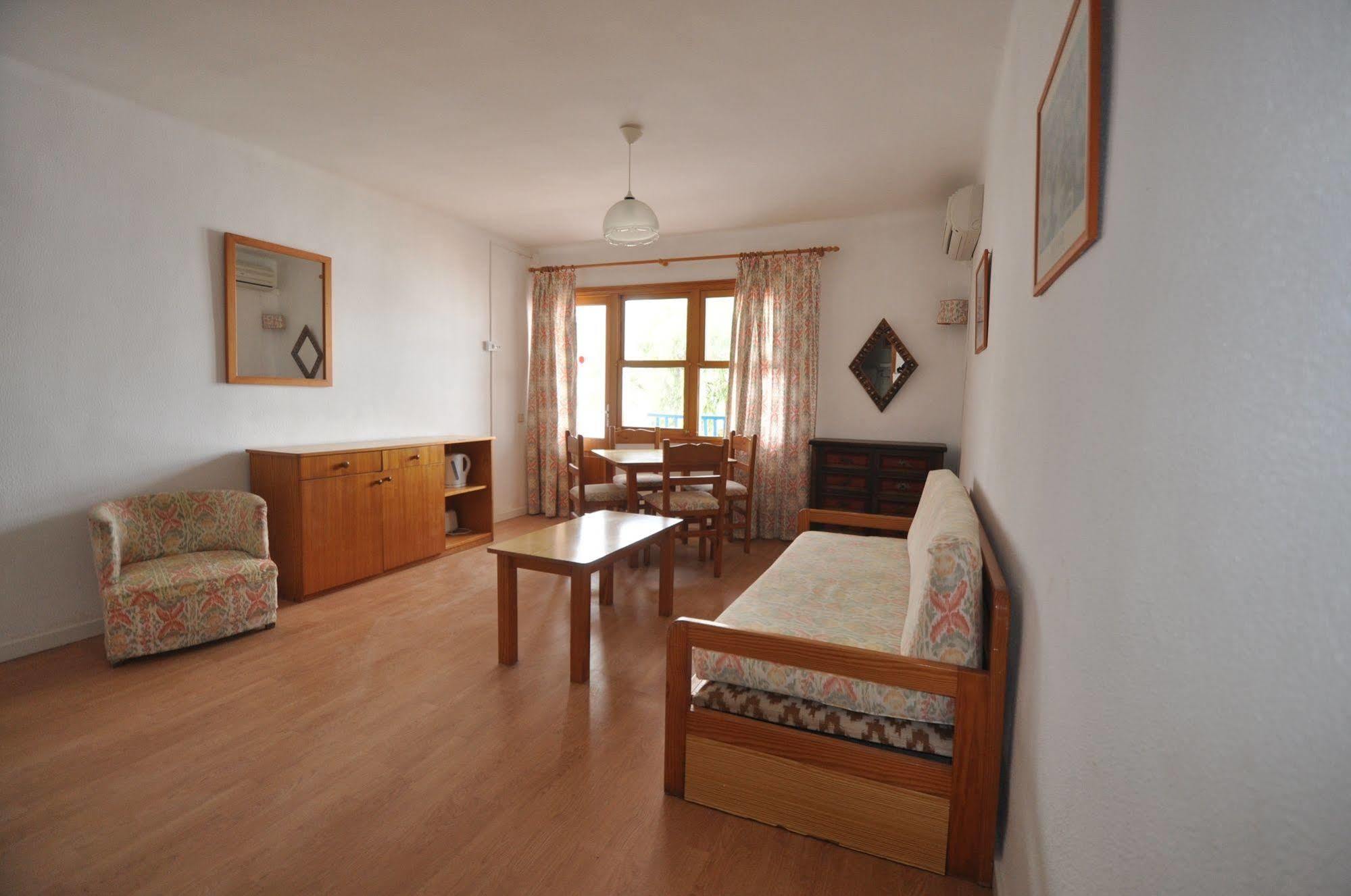 Apartamentos Cala D'Or Park Палма де Майорка Екстериор снимка
